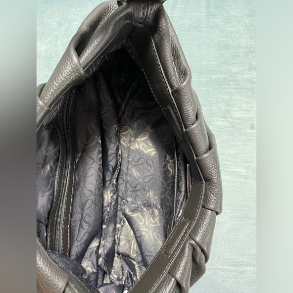 EUC Simply Vera brown pleated pebble leather shoulder hobo bag 14“ x 8.5“ x 2“ - Picture 9 of 17